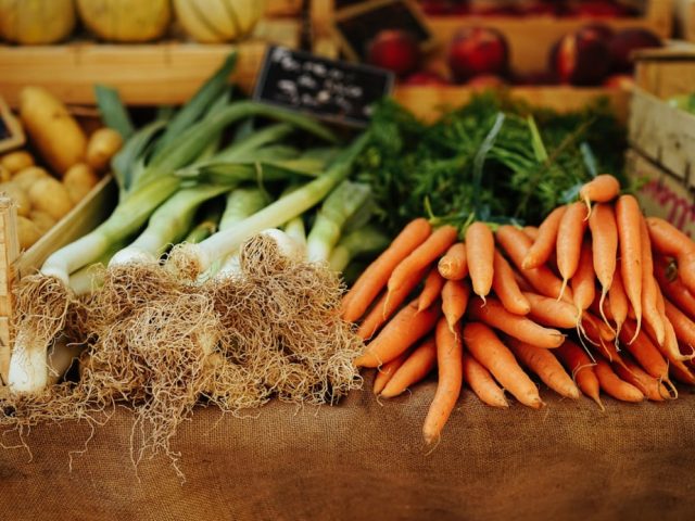 Conserver les légumes frais : température, humidité et emballage