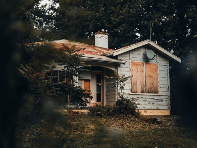 Comment désencombrer une petite maison efficacement