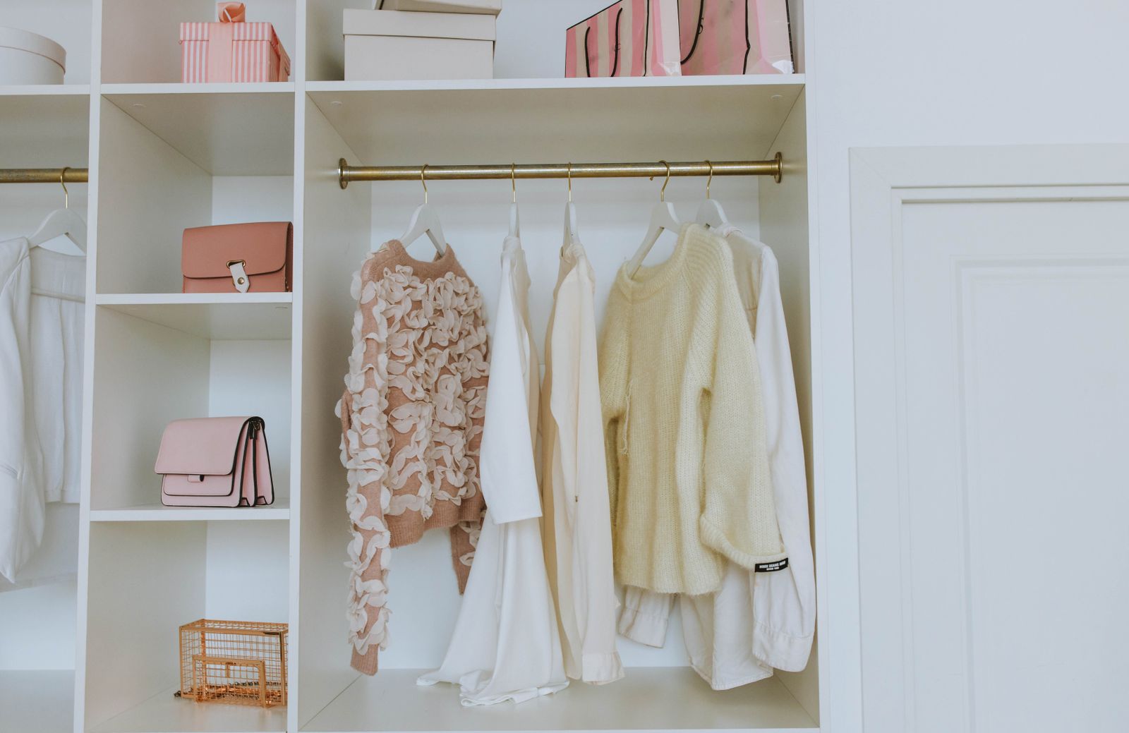 Top accessoires pour organiser un placard et gagner de la place