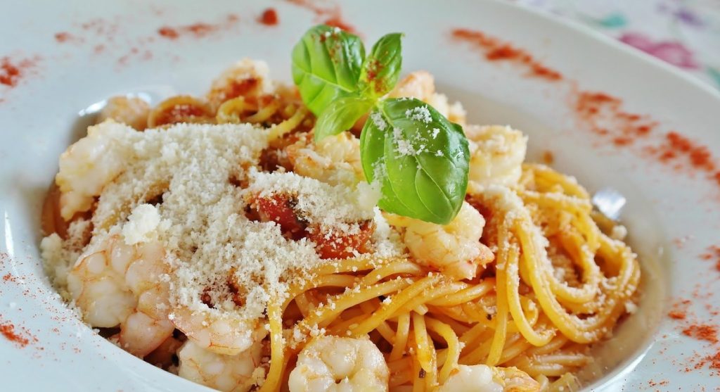 Optimiser le rangement d'une petite cuisine — astuces pratiques